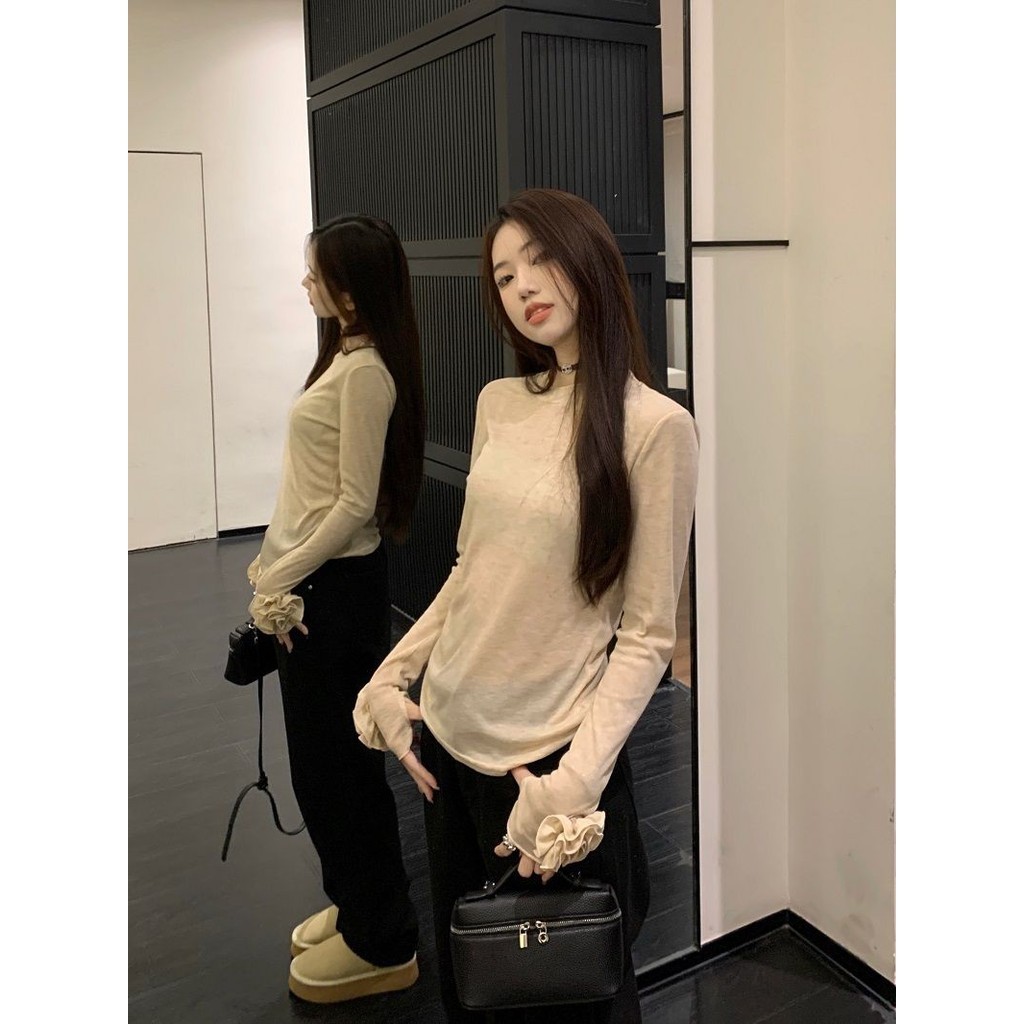 ผู้หญิงเสื้อสั้นแขนยาวความรู้สึกระดับไฮเอนด์เก๋ประณีตที่สวยงามแขนยาวเสื้อถักผู้หญิงฤดูใบไม้ร่วงแบบใหม่สามมิติ