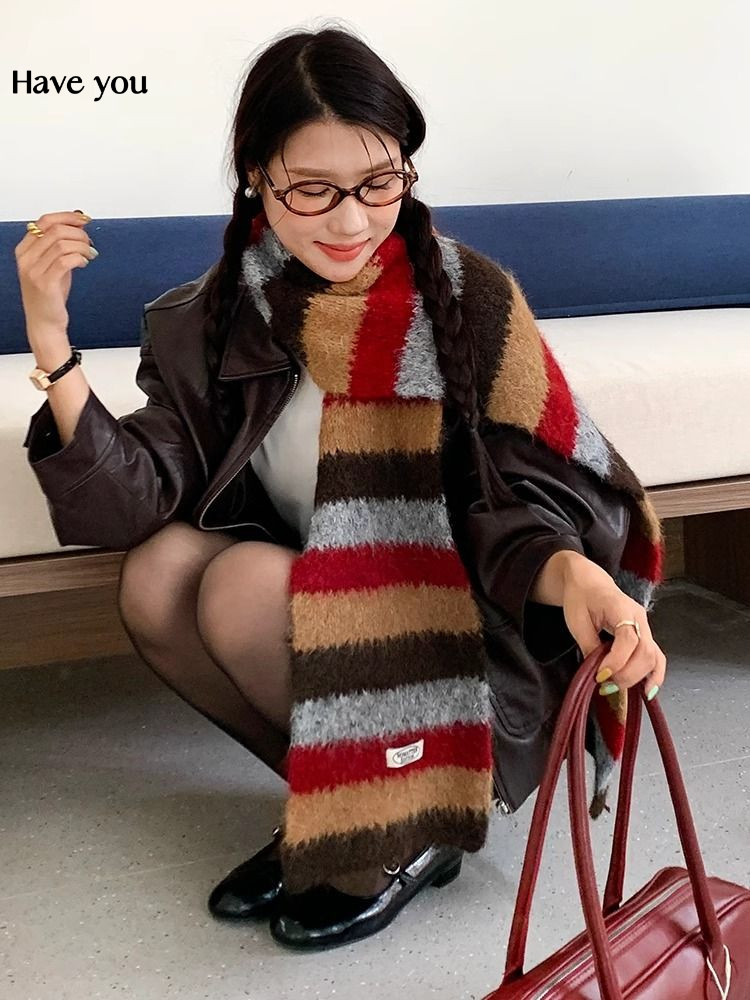 ผ้าพันคอไหมพรมผู้หญิง ลายขนสัตว์ถัก สไตล์ Preppy รุ่น Korean Contrast