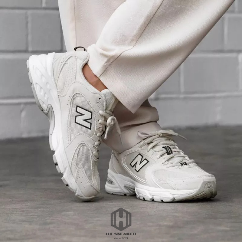 [ ของแท ้ ] Newbalance 530 Running Retro White Silver / Beige Shoes | รองเท ้ าวิ ่ ง Nb 530 แฟชั ่