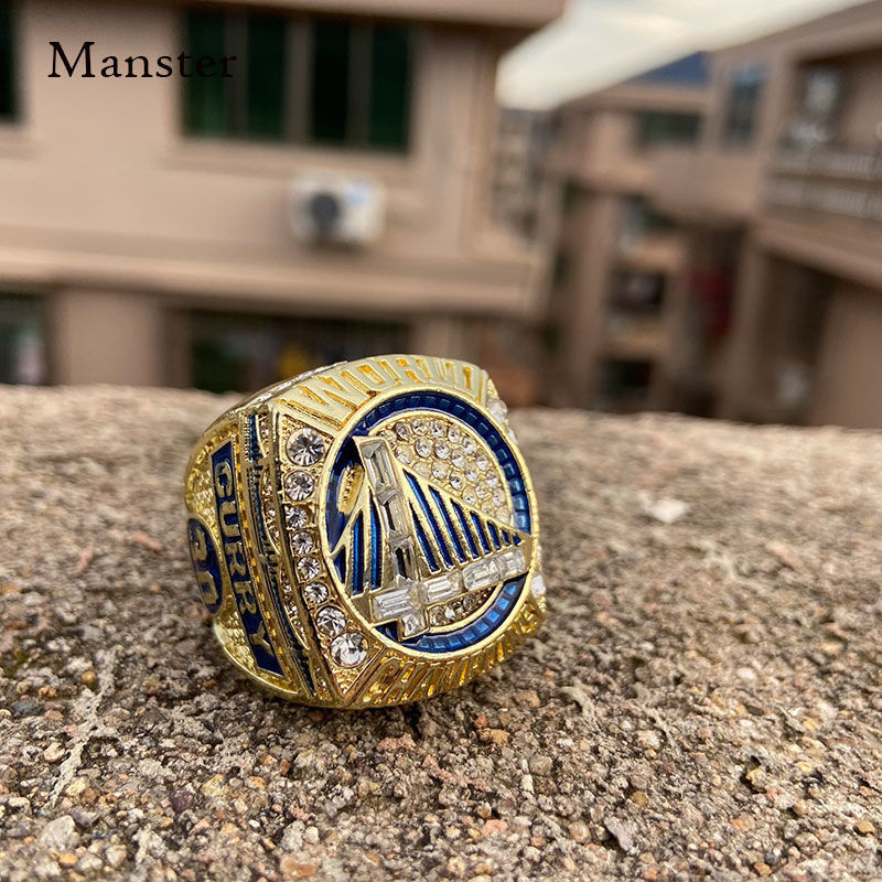 Lakers สร้อยคอแหวนอัศวิน Kobe Curry FMVP James แฟนบาสเก็ตบอลตุ๊กตาที่ระลึกคอลเลกชันของขวัญ