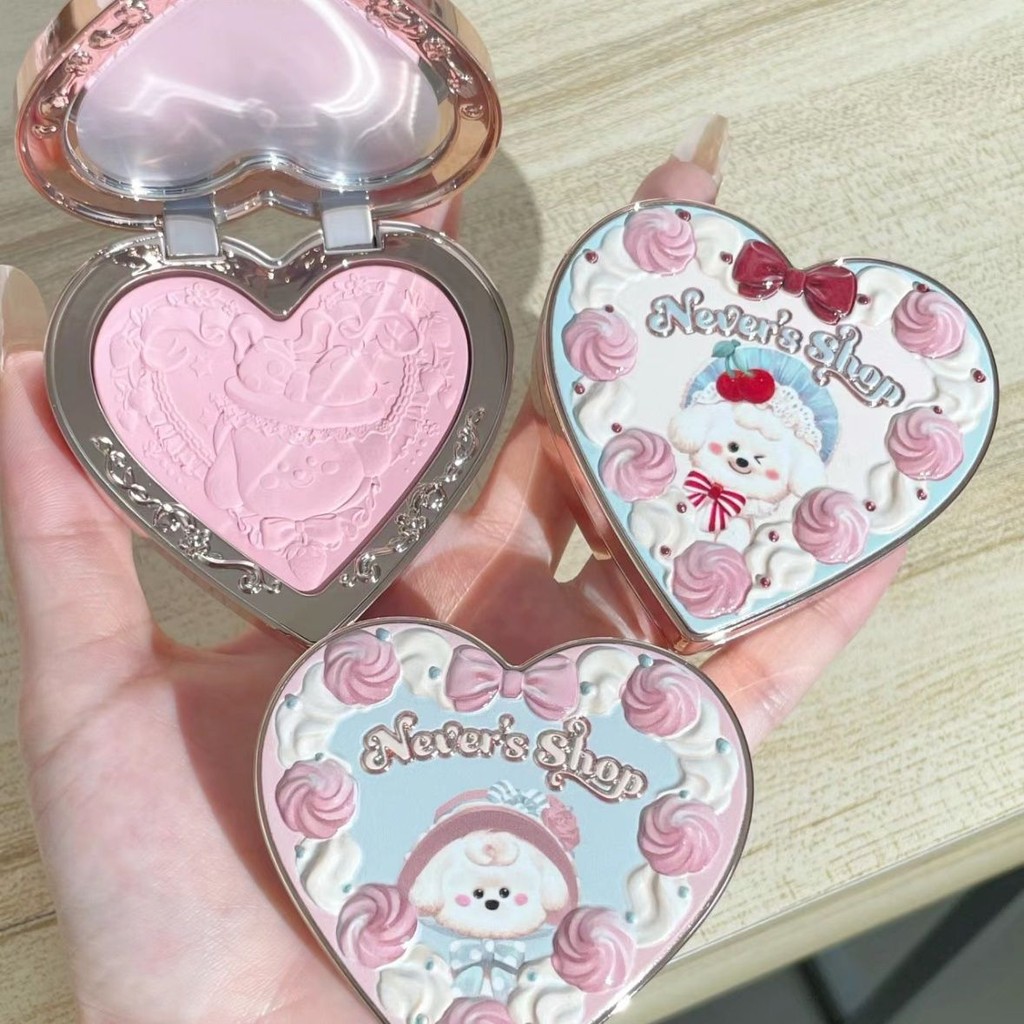 ในสต็อก Flower Knows Naiva Shop Love Embossing Blush High Value Extended Color Advanced Cute Matte