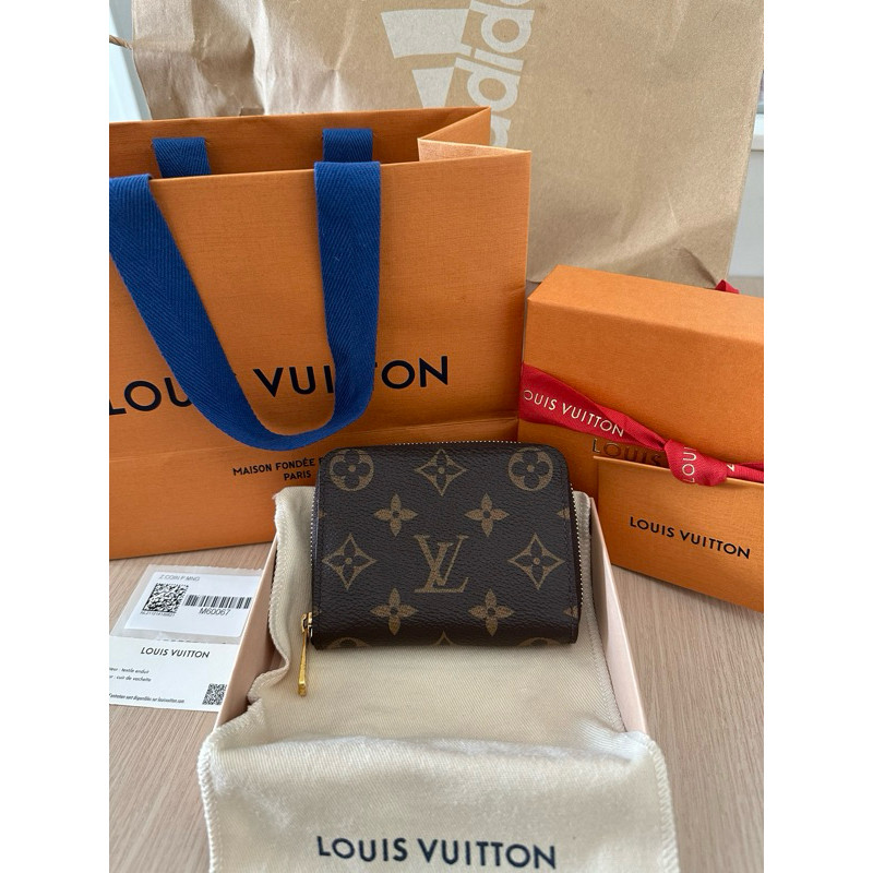 Lv zippy coin purse y.22ชิพ