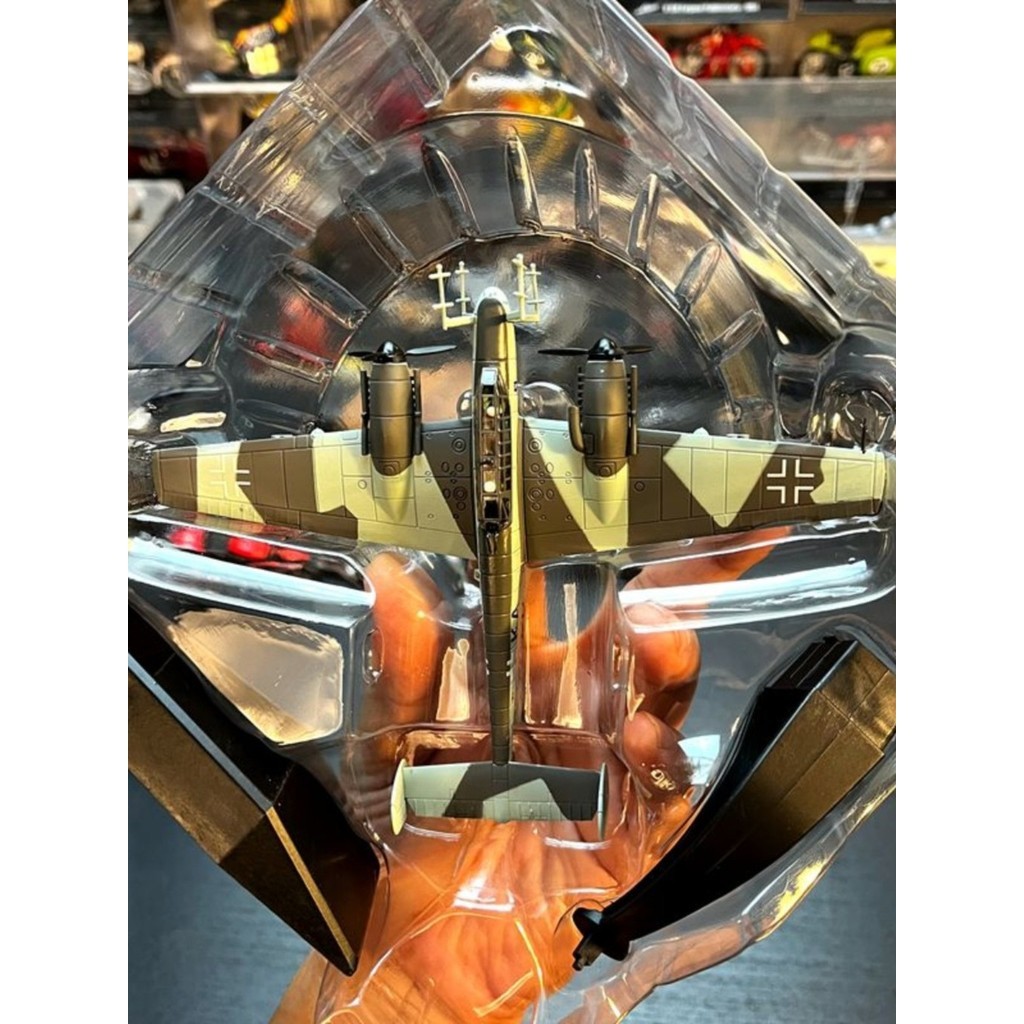 1: 100 Scale Alloy เครื่องบินรุ่น World War II เครื่องบินที่มีชื่อเสียงเยอรมัน BF110 Breaker Fighter