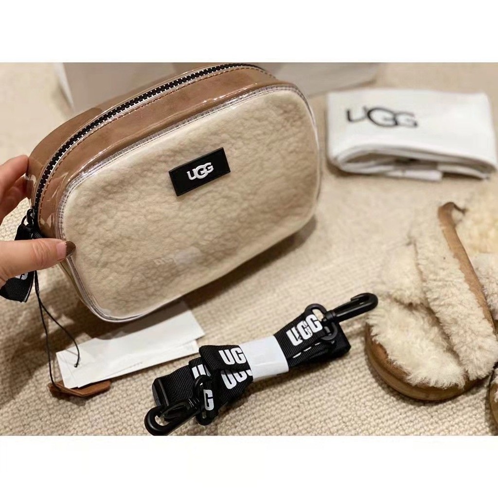 Ugg2021u GG ฤดูใบไม้ร่วงและฤดูหนาวใหม่หนัง Lambswool กระเป๋าโปร่งใส Jelly กระเป๋ากล้อง One-ไหล่ Cros