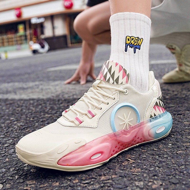 รองเท้าบาสเก็ตบอลผู้ชาย Wade All City 12 Spike