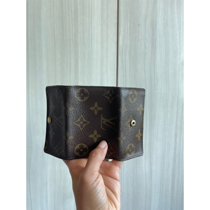 Louis Vuitton key holder