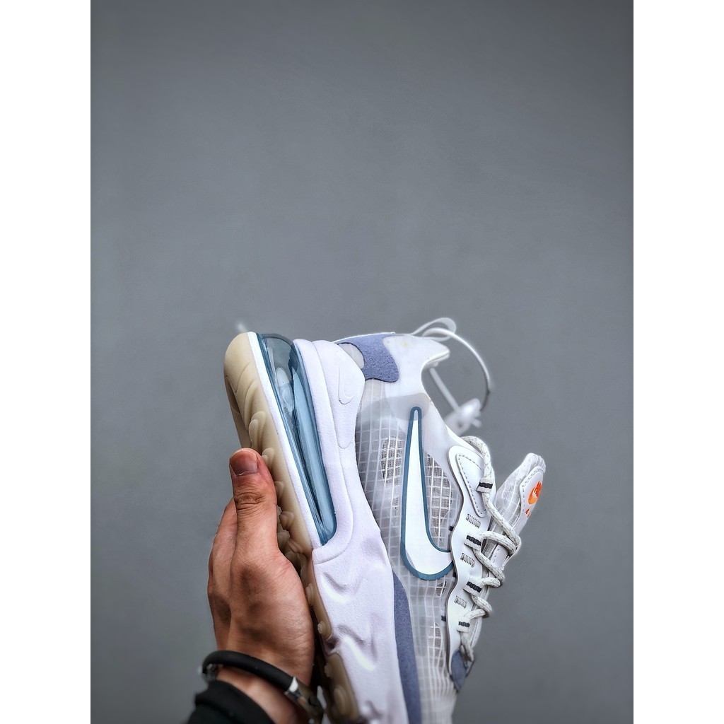 ฟิกเกอร์ Nike Wmns Air Max 270 React SE"White/Black"  CT1265