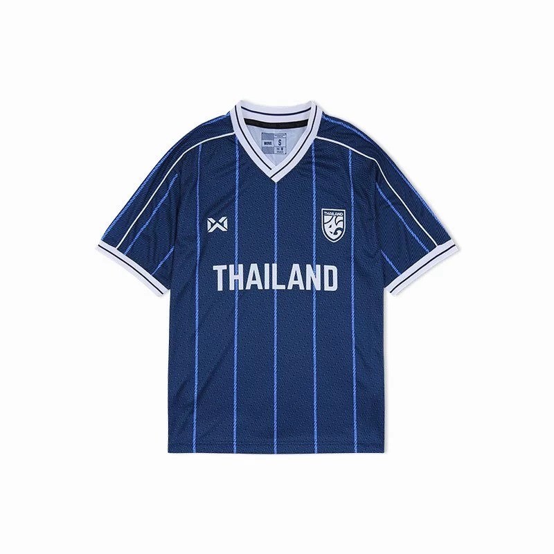 เสื้อโอเวอร์ไซส์ คอวี WARRIX Oversize 2024/25 เสื้อทีมชาติไทย THAILAND JERSEY 243FBATH10 ราคา ถูกที่สุด ดีลบีเคเค แกลเลอรีภาพที่ 2