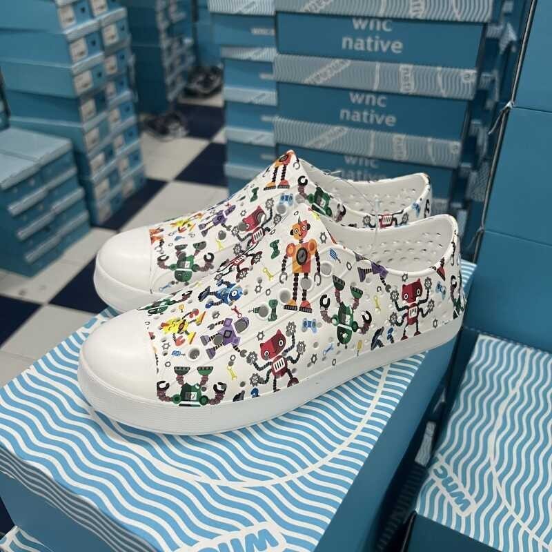 ❤ 2024Wnc Native รองเท้ามีรูหัวปิด JEFFERSON รองเท้าชายหาดผู้