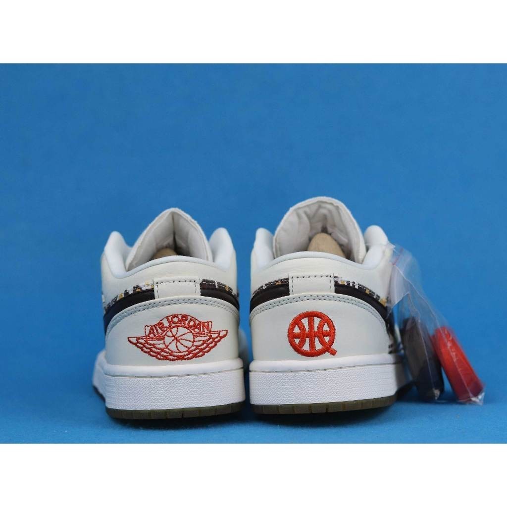 nj ,,Nike AJ1 Khaki Brown CZ4155-100/Air Jordan 1 low Qu54 Jordan 1st Generation Jordan 1 รองเท้