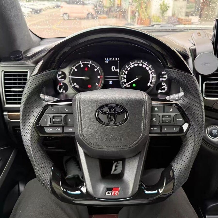 Toyota Prado Road Cruiser ดัดแปลง LC300 พวงมาลัย GR Sports เปียโนมัลติฟังก์ชั่นสีดำ
ไฮแลนเดอร์อัลฟ่