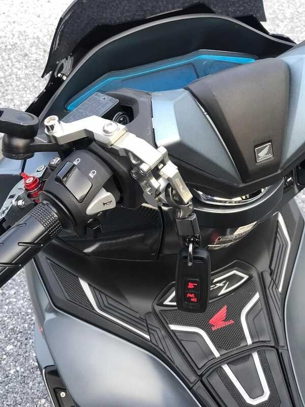 ตะขอเกี่ยวของ HONDA Pcx160 ของแต่ง PCX จัดส่งไว เก็บเงินปลา thumbnail 7