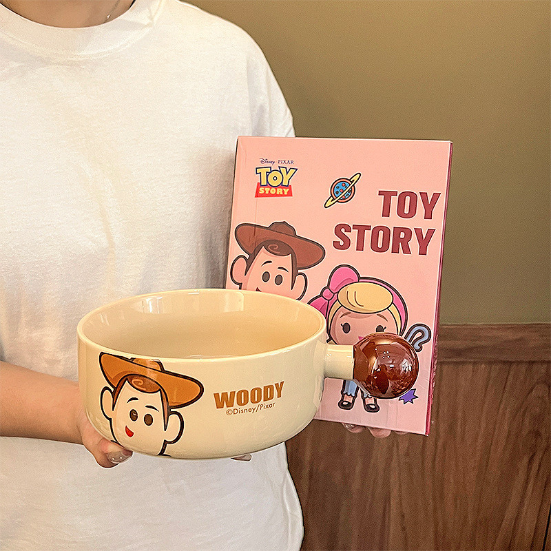 ชามด้ามจับ Toy Story ของใช้ในครัวเรือน Buzz Lightyear ชามเซรามิกบนโต๊ะอาหารของคนดังทางอินเทอร์เน็ตพ