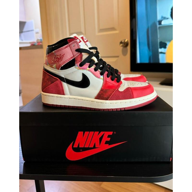 ฟิกเกอร์ Nike Air Jordan 1 High "Next Chapter" Spider-Man Miles Morales