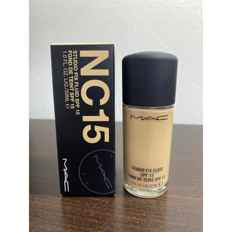 MAC Studio Fix Fluid SPF 15 ขวด 30 ml.  รองพื้น  NC15