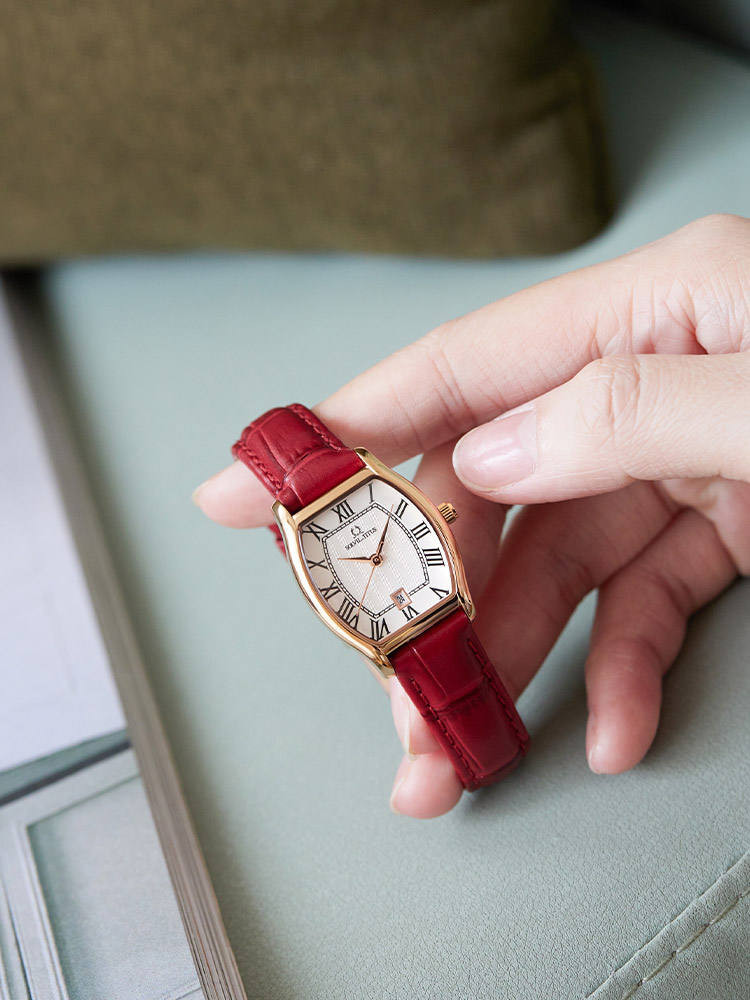[ของขวัญวันวาเลนไทน์จีน] TITUS Forever Barista Barrel Retro Quartz Women's Small Square Watch 2825