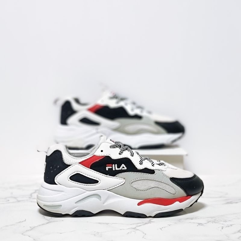 nbv ♞รองเท้ามือสอง Fila Ray Tracer / Size 36-22.5