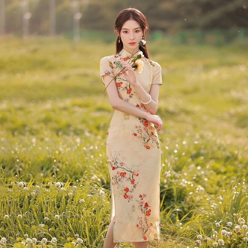 คลังสินค้าพร้อมสไตล์ใหม่ Cheongsam สไตล์รีพับลิกันนางสาวหญิงฤดูร้อนอารมณ์ High-End High-End Che