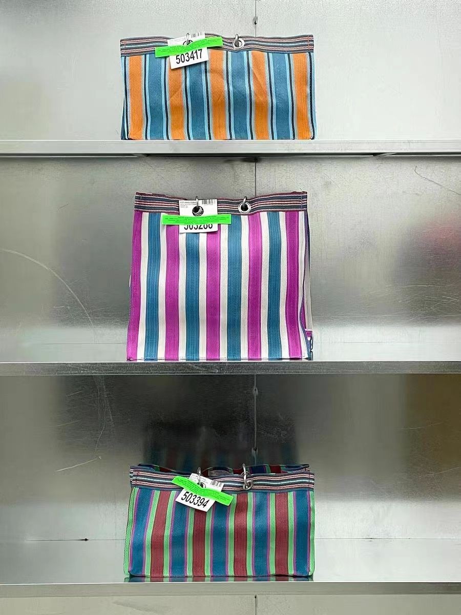 พร้อมสต็อก 6 สี ㊣ญี่ปุ่นนําเข้า PUEBCO Retro สีสันลายกระเป๋าถือกระเป๋าทอกระเป๋าช้อปปิ้งขนาดใหญ่