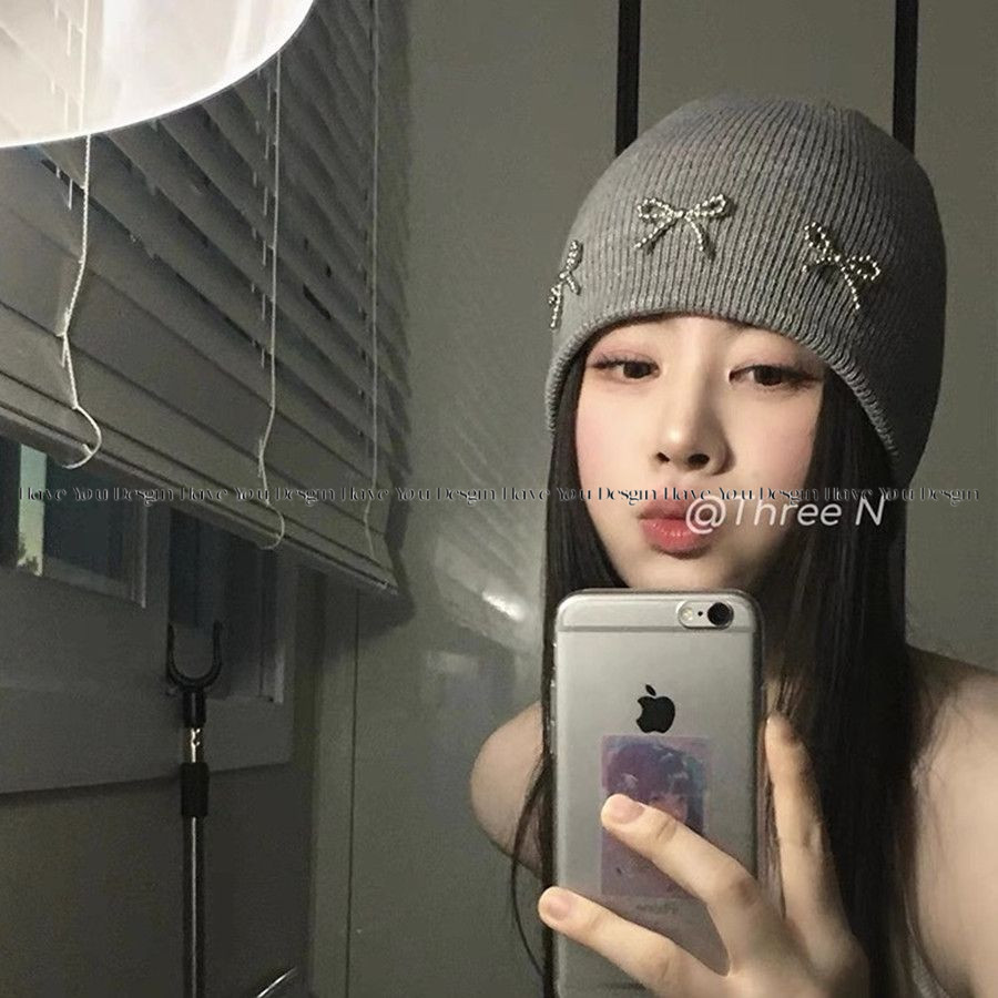 มี u desgin Blogger สไตล์เดียวกันถักหมวกทําด้วยผ้าขนสัตว์สามมิติมุกถักหมวกฤดูใบไม้ร่วงฤดูหนาวที่อบอุ
