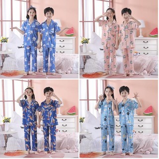 Smooth Kids ชุดนอนแขนสั้นเด็กชายหรือเด็กหญิงโพลีเอสเตอร์Lapel Snoopy Loungewearสําหรับ 8 - 9 ปี