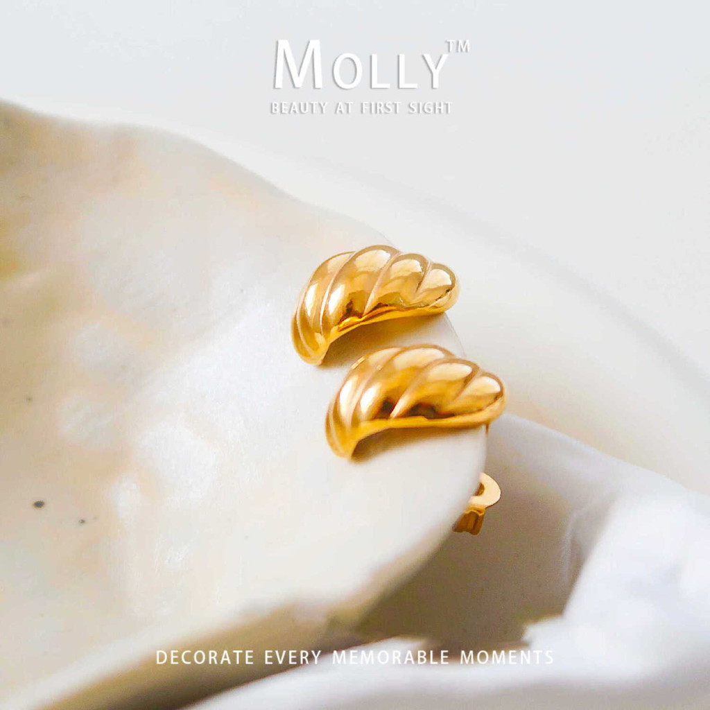 สแตนเลสภาษาฝรั่งเศสคําด้ายออกแบบต่างหูสตั๊ดสําหรับผู้หญิงไม่ซีดจางชุบทอง ไม่แพ้ง่าย เรียบง่าย ไม่ใช่ ขาด หูเครื่องประดับ