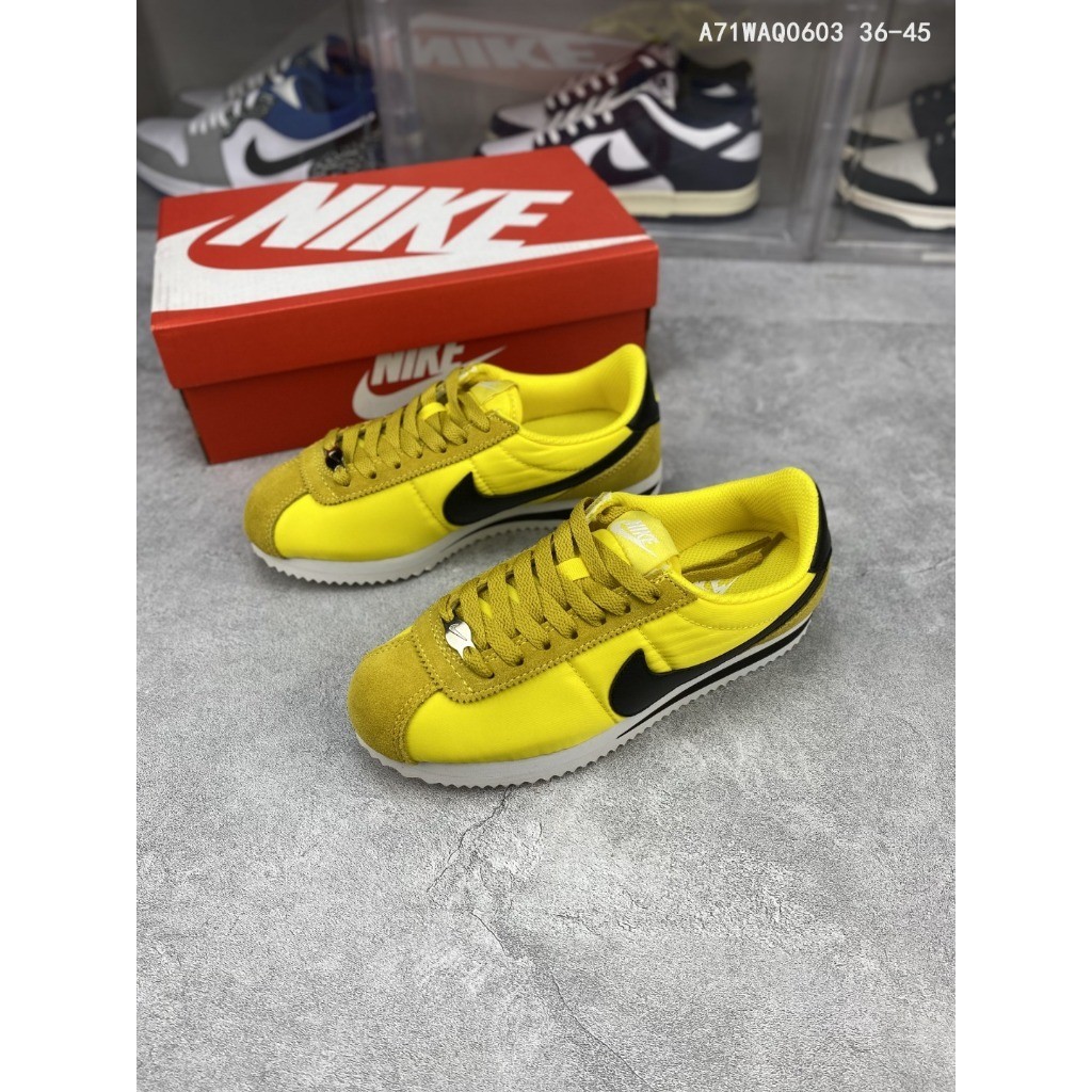 ฟิกเกอร์ Nike Classic Cortez Leather Forrest Gump Retro Sports Shoes Men Women Shoes Running Shoes