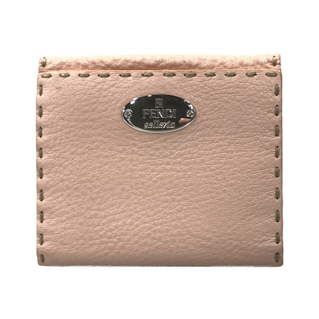 Fendi Selleria ส่งตรงจากญี่ปุ่น มือสอง
