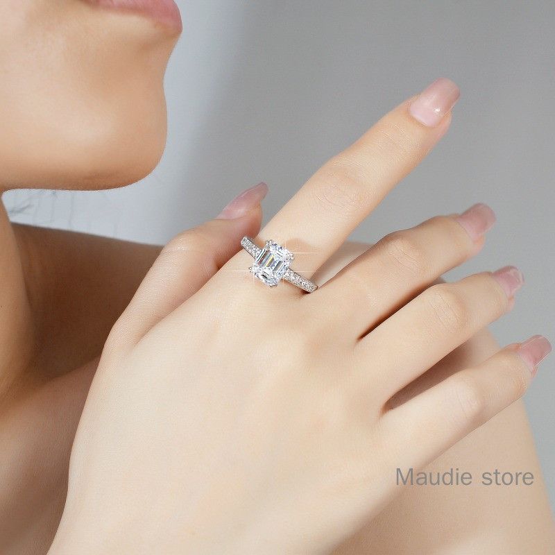 4ct Emerald Real Moissanite Diamond แหวนผู้หญิงสามารถ Pass Diamond Test Radiant Cut Luxury แหวนหมั้