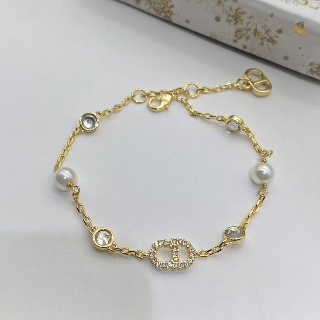 ♞,♘,♙Dior D ตัวอักษรขนาดเล็กสร้อยคอ Choker CD Light Gold ฝัง Rhinestones Retro อเนกประสงค์ Choker ส