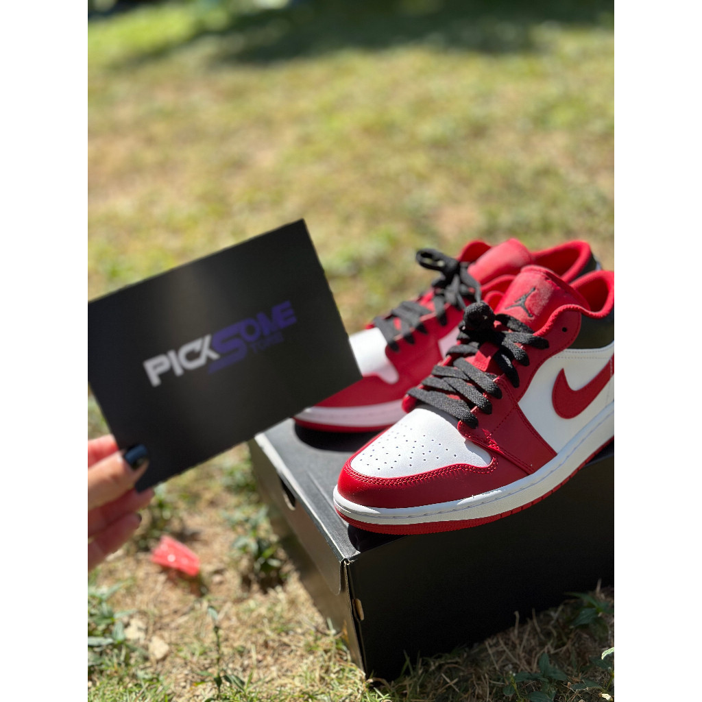 nj ,(พร้อมส่ง) ของแท้100% รองเท้า Nike Air Jordan 1 Low "REVERSE CHICAGO BULLS"(MEN)️