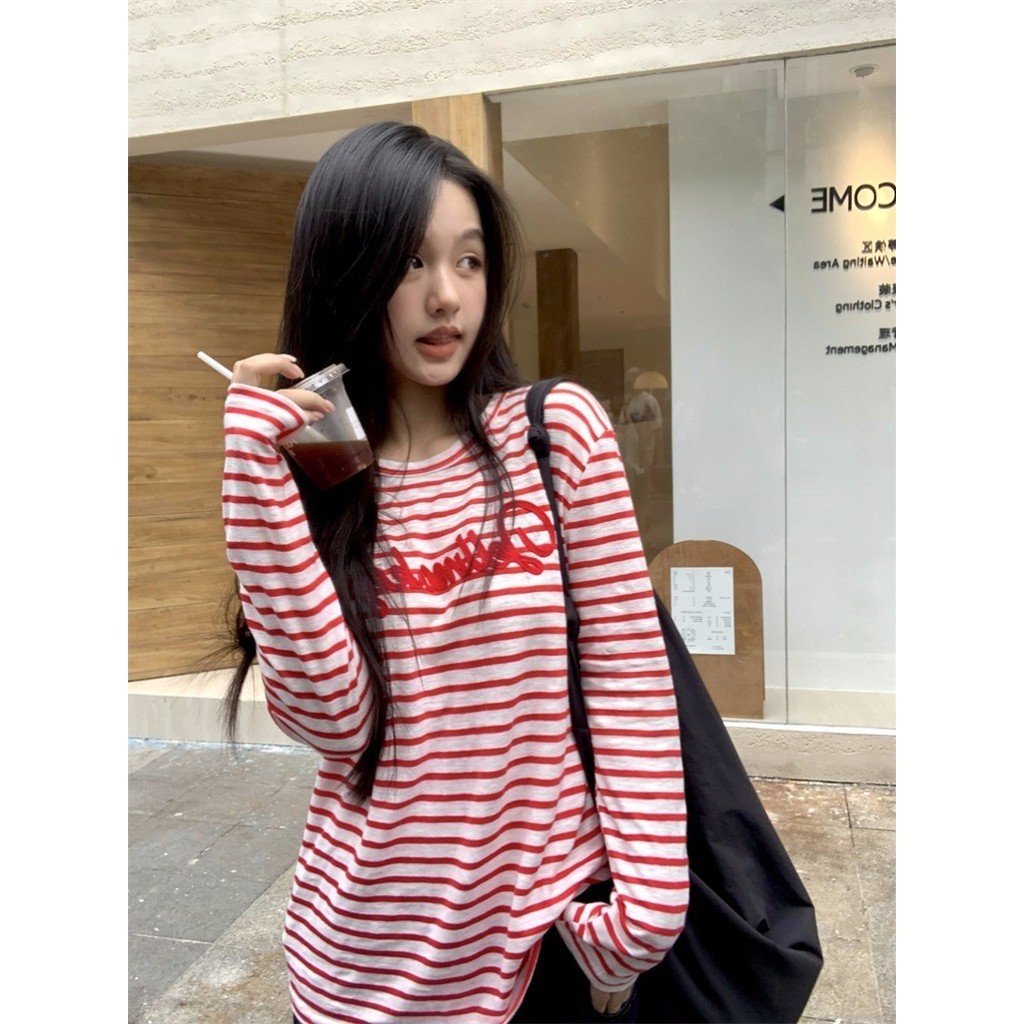 77432 สีแดงลายพิมพ์หลวมแขนยาวเสื้อยืดผู้หญิง