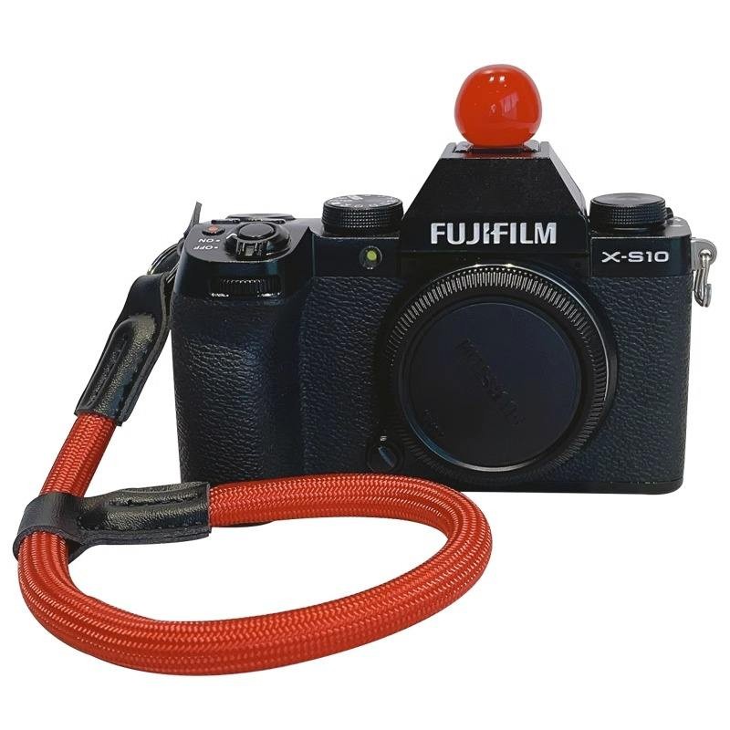 เหมาะสําหรับ Canon m50 สายรัดข้อมือกล้องรุ่นที่สอง Nikon z30 Fuji xs10xs20xt30 Cherry Hot Shoe Cover