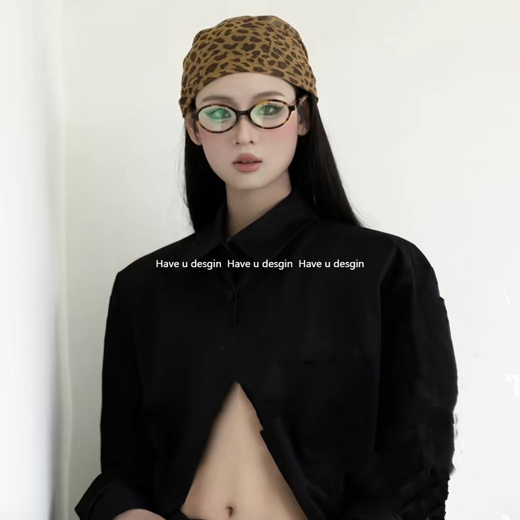 Have u desgin Niche สไตล์ใหม่ ins สไตล์เสือดาวพิมพ์ Headscarf American Retro Y2K สาวร้อน All-Match ผ้าพันคอสามเหลี่ยม Influencer พรีเมี่ยมผ้าพันคอผ้าไหม