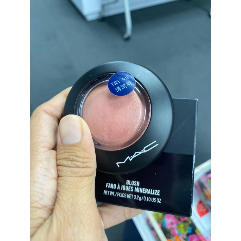 ,,ที่ปัดแก้ม M.A.C. ขนาด 4 กรัม สีสวยมากค่ะ ของแท้จากshop