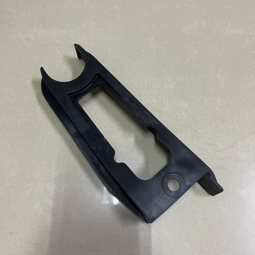 Kawasaki ER6 ER6N (2007-2011) ER6 LAMA CHAIN GUARD SWING ARM RUBBER 55020-0192 GETAH SWING ARM GETAH TAHAN RANTAI