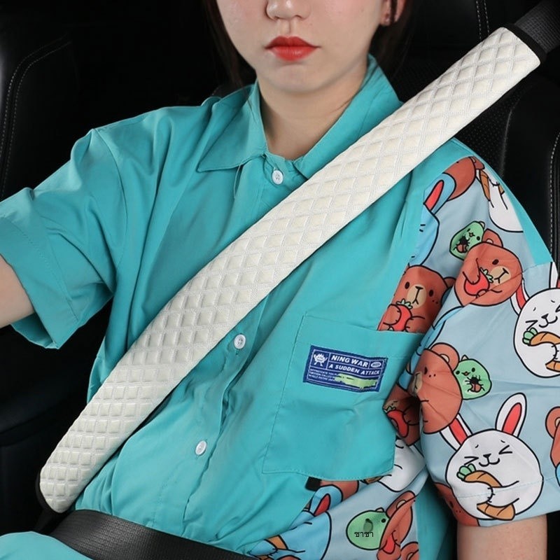 ปรับทนทาน Universal Car Seat Belt Cover เข็มขัดนิรภัยสายคล้องไหล่ใช้ได้กับ Ix35 Chr C级 HRV E39 URV