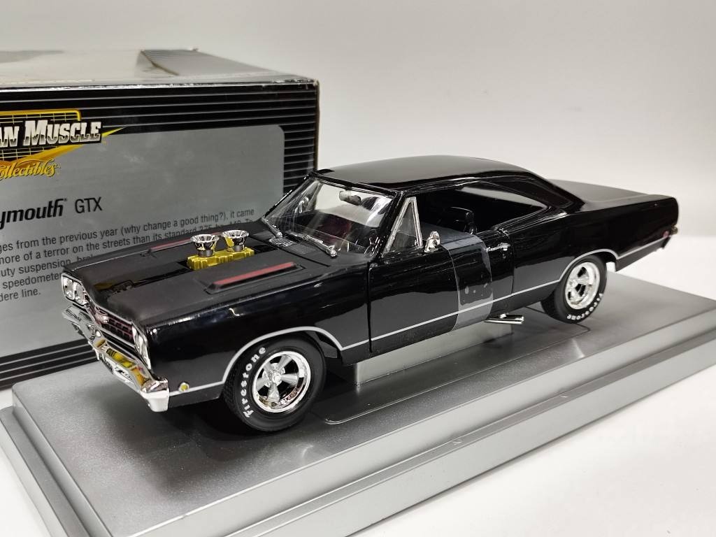 1/18 plymouth plymouth GTX รถกล้ามเนื้ออเมริกันคอลเลกชันรถรุ่นหายากหายากสามเปิด
