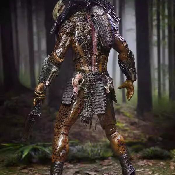 ♞,♘,♙NECA 51725 Predator Wild Predator 23cm Action Figure Boxed Figure ของขวัญ