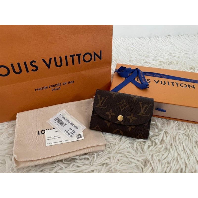 Used like new LV Rosalie coin purse microchip Y22