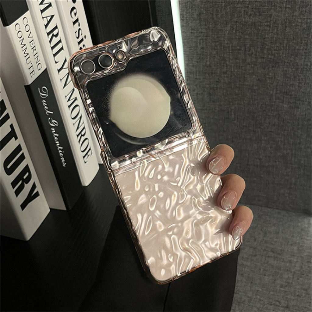 SAMSUNG เกาหลีหรูหราโปร่งใสสีชมพูริ้วรอยพับเคสโทรศัพท์สําหรับsamsung Galaxy Z Flip6 Flip5 Z Flip5 Z Flip6 Zflip5 กันกระแทก