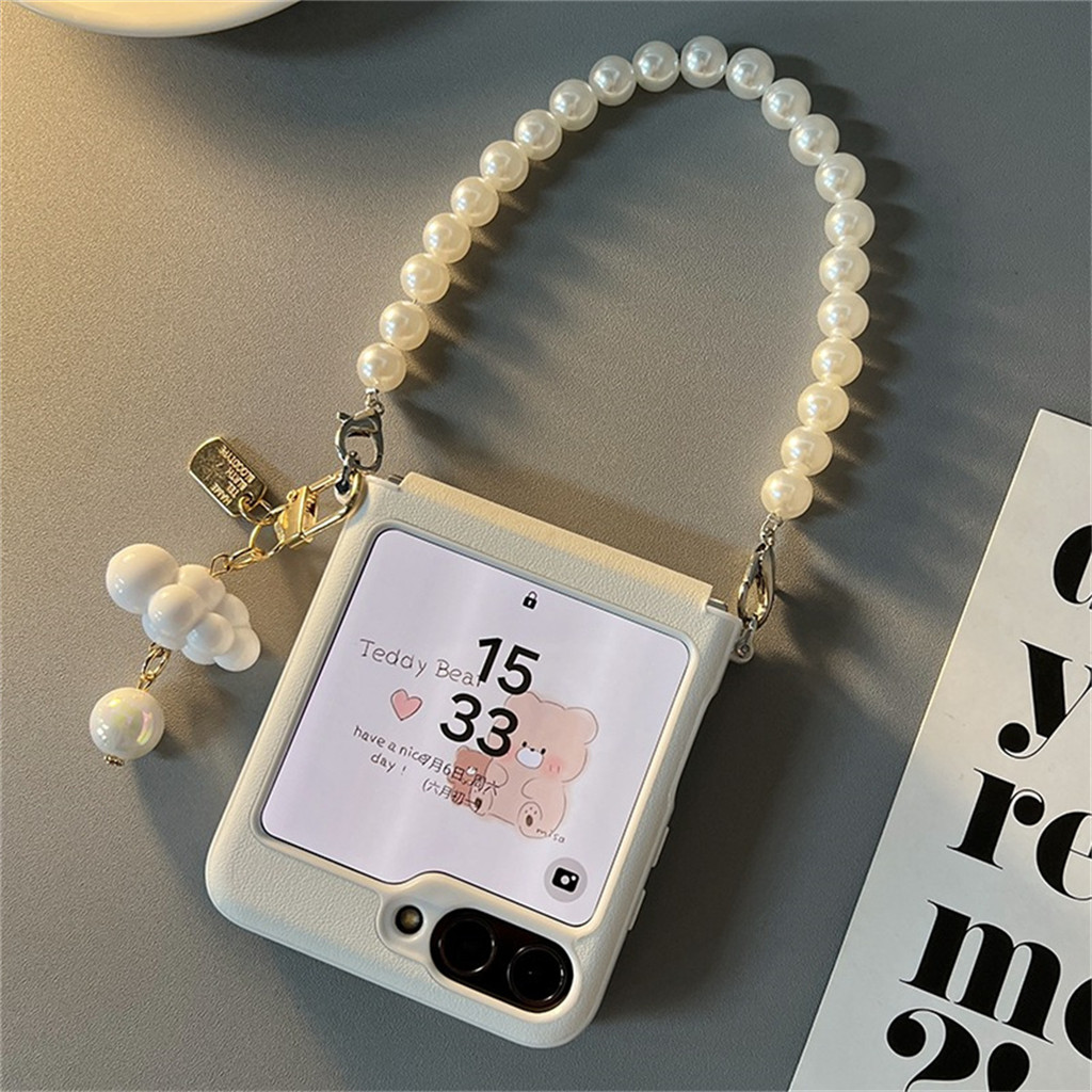 เกาหลีน่ารักผิวธรรมดา Cloud Pearl สร้อยข้อมือเคสโทรศัพท์สําหรับ Samsung Galaxy flip6 Z flip6 Z Flip5 ZFlip5 ZFlip5 กันกระแทก