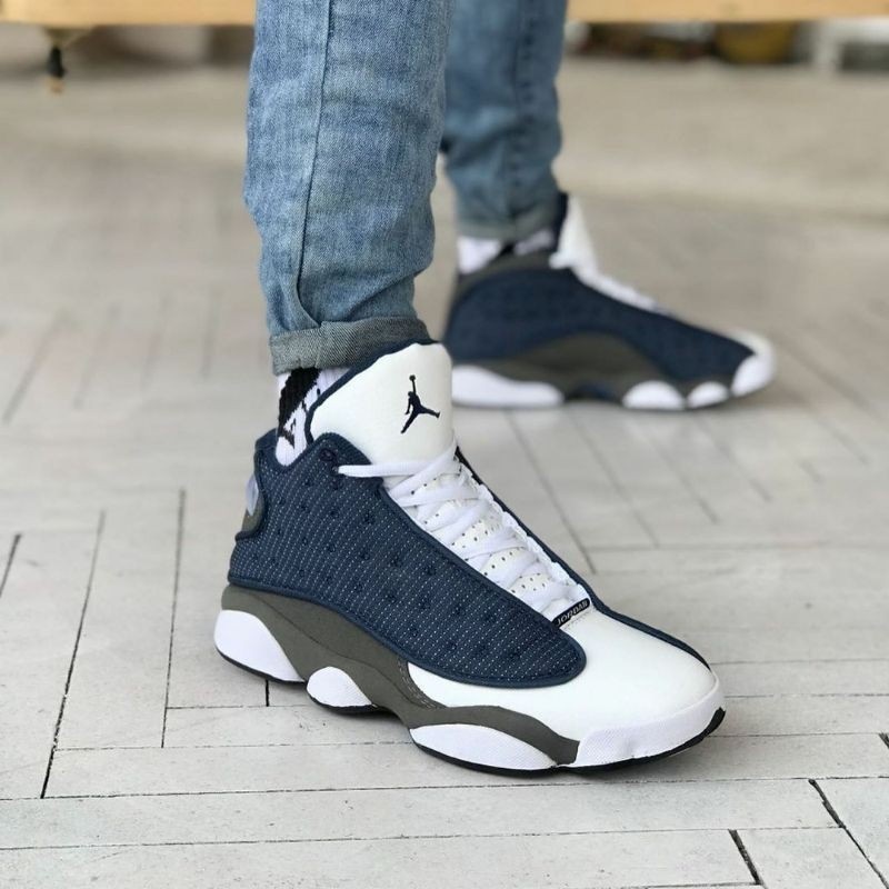 ฟิกเกอร์ Nike AIR JORDAN 13 PREMIUM รองเท้าบาสเก็ตบอลต้นฉบับ UGGS