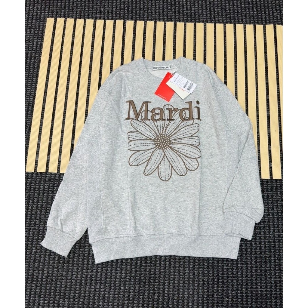 ♞,♘,♙Mardi Sweater หลากสี 2025