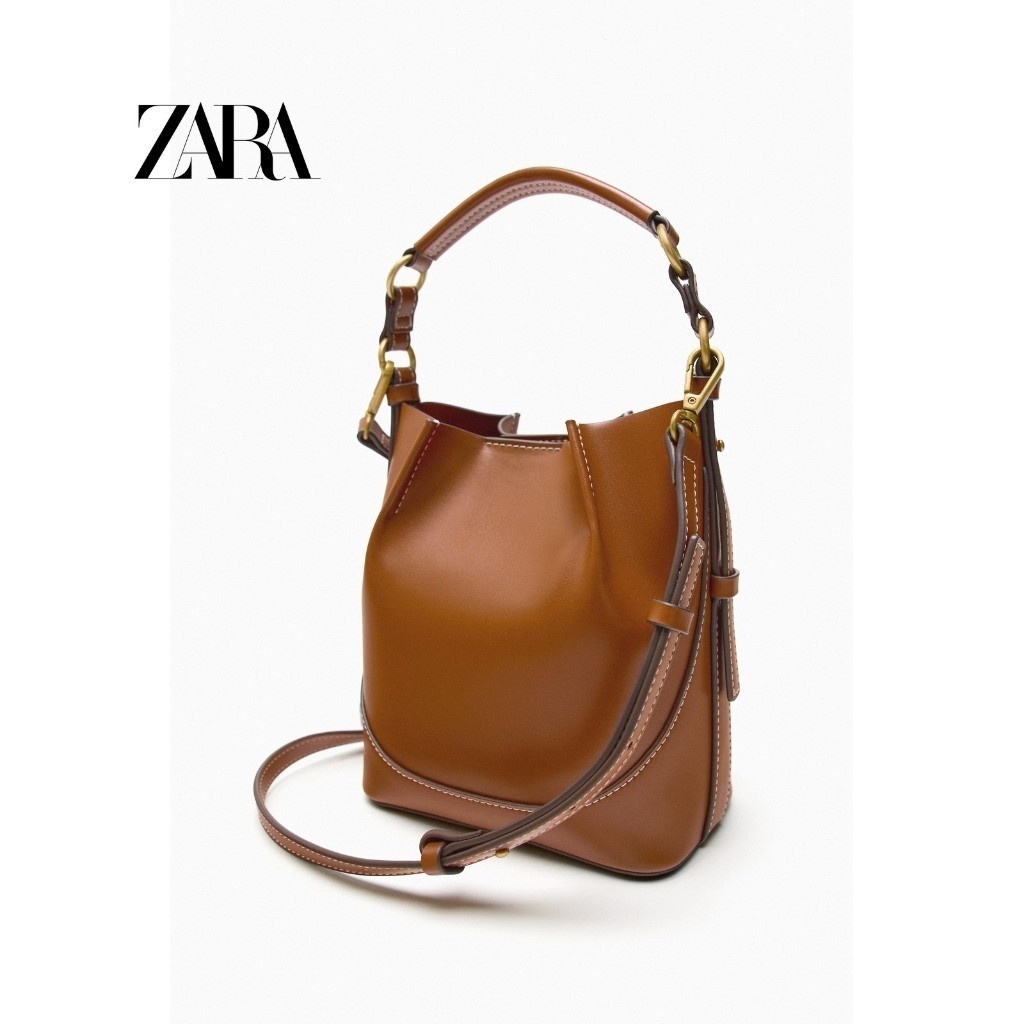 Zara สินค้าใหม่กระเป๋าหญิงสีน้ำตาลเชือกรูดกระเป๋าทรงจีบแบบพกพา qwd