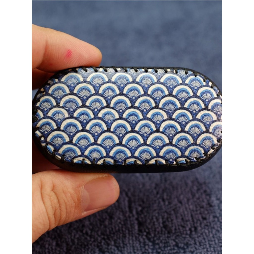 เหมาะสําหรับ B & O beoplay EQ หูฟัง BO หนังป้องกันกรณีเก็บกรณีที่ไม่ซ้ํากัน (ไม่ใช่สติกเกอร์ซิลิโคน)