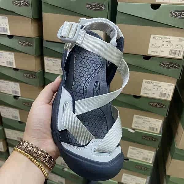 keen รองเท้า keen Keen Shanti รองเท้าชายหาดสีดำรูปทรงพิเศษรองเท้ารูกันลื่นรองเท้าผู้ชายและผู้หญิงรอ