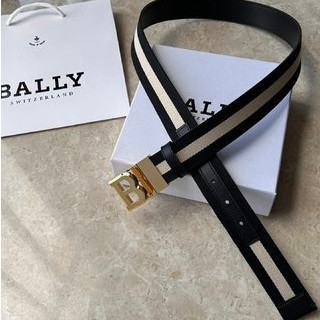 ผ้าลําลองผู้ชายสไตล์ Bally Counter Crash พร้อมเข็มขัดหนัง