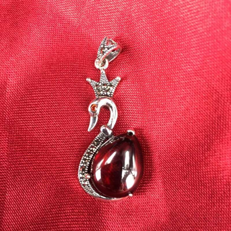 S เงินสเตอร์ลิง Little Swan จี้ Tai Silver Red คอรันดัมแฟชั่นบุคลิกภาพ Little Swan เกียรติยศจี้เงิน