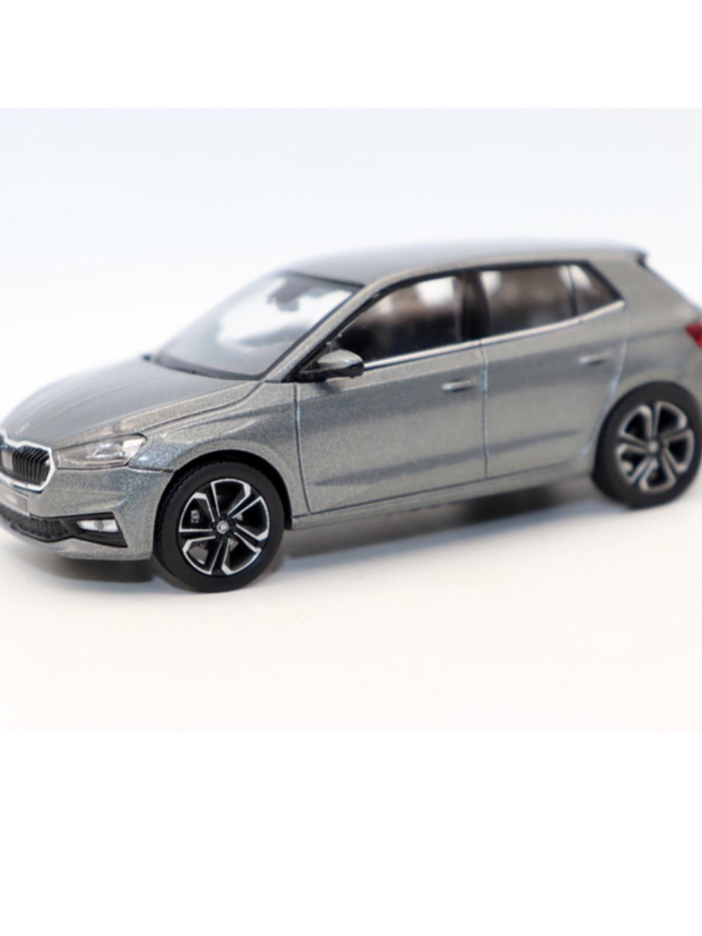 No Norev Norev 1/43 รถโลหะผสม Skoda Fabia Skoda Fabia โมเดลรถตกแต่ง Out of Print Model